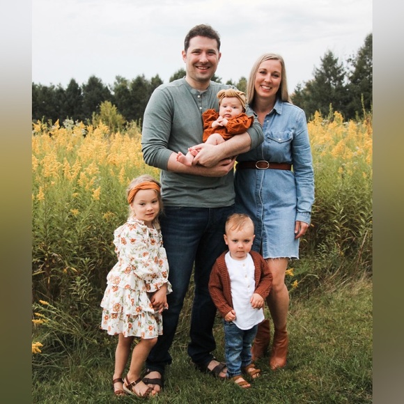 Posh ambassador: fast shipping top-rated seller - Picture 2 of 3